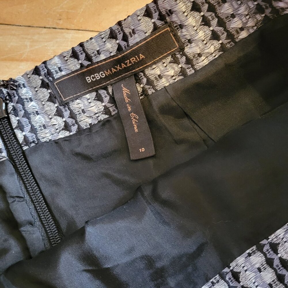 BCBGMAXAZRIA Blue Black Textured Mini Skirt‎ Size 10 A-Line Lined - Picture 4 of 5